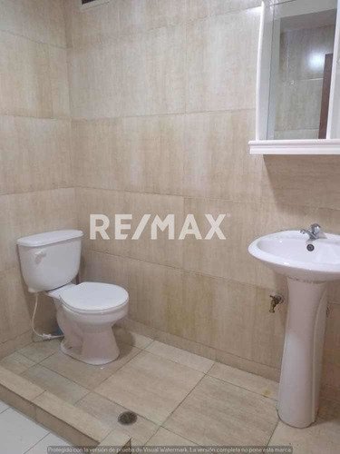 Imagen 6 de 16 de Apartamento En La Baralt