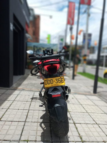 Ducati Multistrada Roja