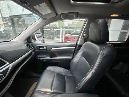 Toyota Highlander Xle