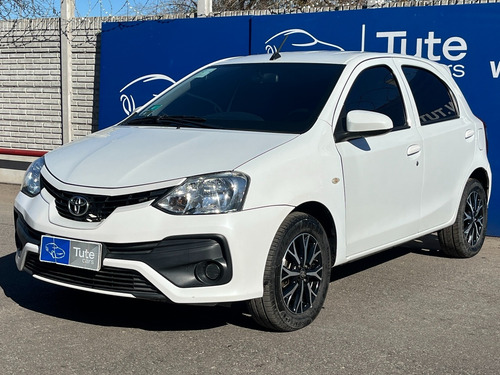 Toyota Etios 1.5 X 6mt My19