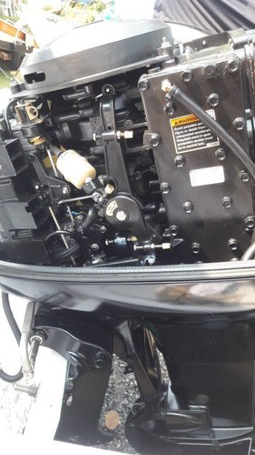 Imagem 9 de 15 de Lancha Passeio - Wellcraft 17pes 90hp - 5lug
