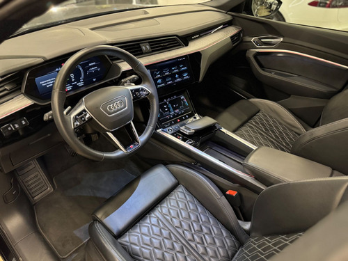 Audi E-tron Performace Aut. (Elétrico)