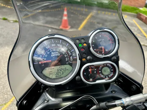 Royal Enfield Himalayan 411 2024