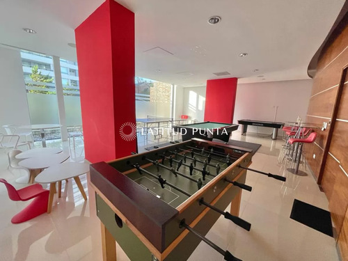 Icon, Apartamento De Dos Dormitorios