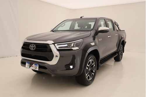 Toyota Hilux 2.8 Cd Srx 177cv 4x2 At