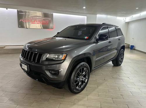 Jeep Grand Cherokee 5.7 Limited Lujo 4x4 At