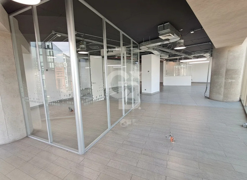 Bucarest - Providencia - Oficina 166 M²