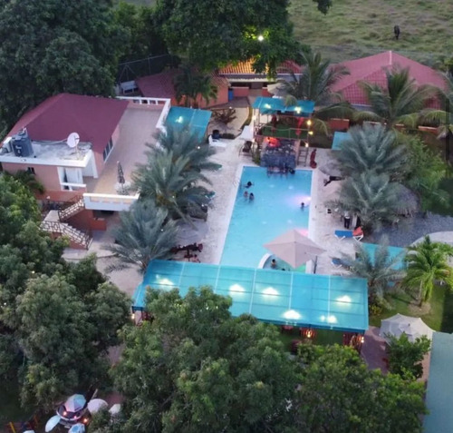 Imagen 3 de 10 de Alquileres De Villas Aventour Rd - San Cristobal