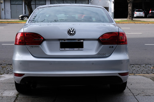 Volkswagen Vento 2.5 Luxury 170cv