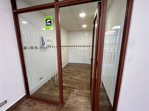 Arrienda Local Comercial Con Planta Libre En Temuco