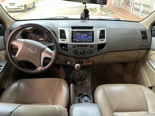 Toyota Fortuner 2.7l 4x2