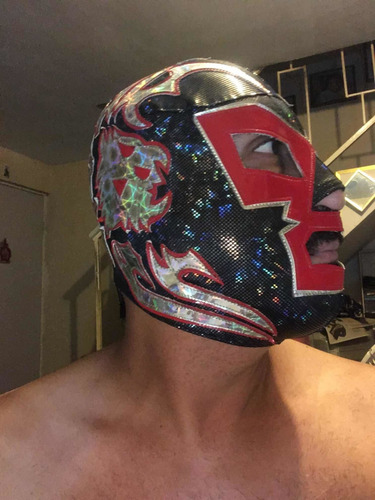 Máscara Dr. Wagner Jr. Semiprofesional Negro Con Rojo (Usado)