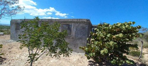 Vendo Casa En Construcción Con Playa El Morro  Montecristi