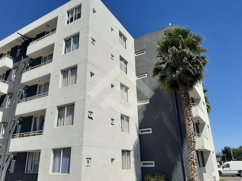 Departamento En Venta De 3 Dorm. En La Serena