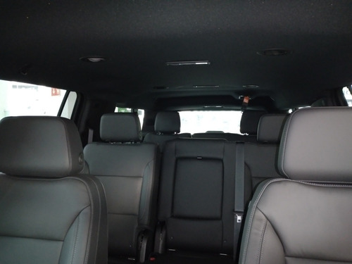 Chevrolet Suburban 2021 5.4 Lt Piel Blanca At