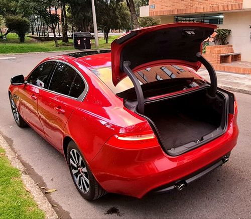 Jaguar Xe 2.0 Prestige Turbo Full Equipo. Garantia.