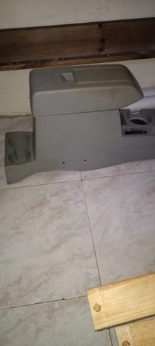 Consola Central De Dodge Caliber Año 2006-2009 (Usado)