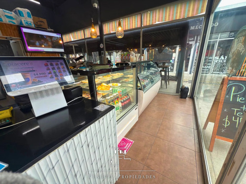 Venta Derecho A Llaves De Wafflería En Lomas Coloradas