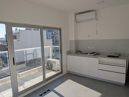 Departamento Monoambiente Con Balcón En Alquiler - Palermo