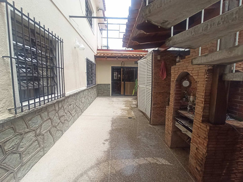 Imagen 23 de 27 de Se Vende Casa 600m2 5h+s/4b+s/5p Vista Alegre