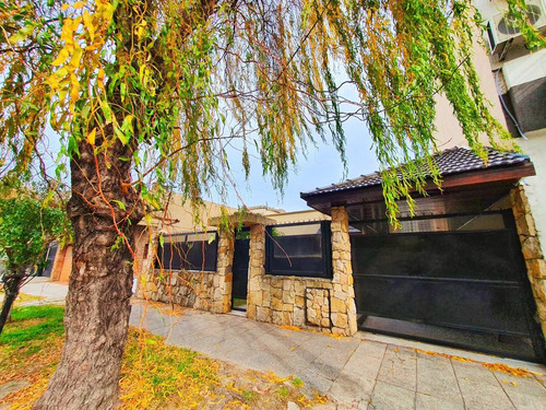 Imagen 21 de 25 de Venta Casa 3 Ambientes 296 M2 Cochera Pileta Lanus