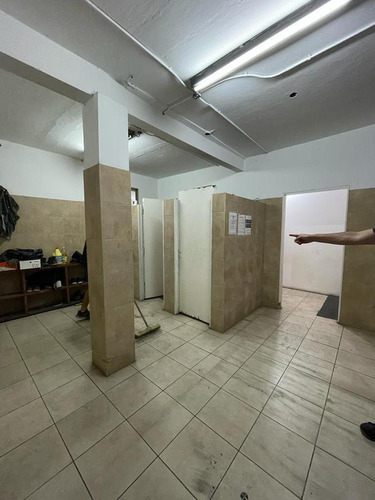 Imagen 8 de 13 de Depósito - El Talar De Pacheco