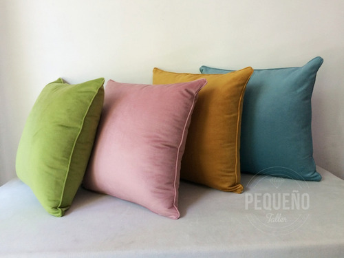 Almohadones Con Funda De Pana 50x50 Cm Pequeño Taller