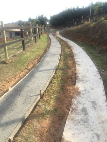 Chácara Em Fase De Acabamento Há 4km Do Centro Da Cidade De Extrema Mg - 8647
