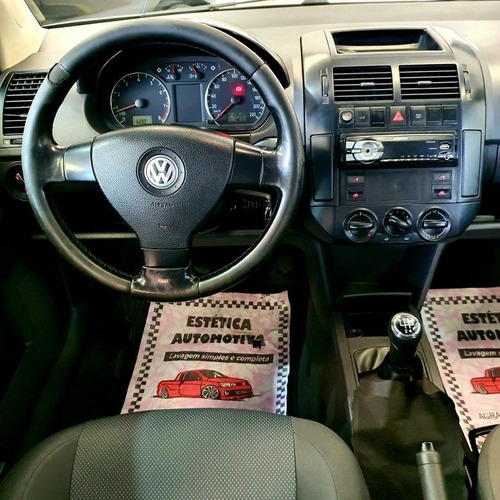 Imagem 8 de 9 de Volkswagem Polo Sedan 1.6