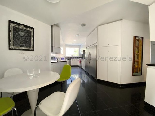 Imagen 5 de 14 de Apartamentos En Venta Altamira 22-11428