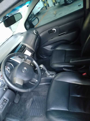 Imagem 7 de 9 de Nissan Livina X-gear 2014 1.8 Flex Aut. 5p