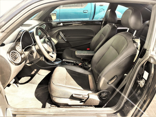Volkswagen Beetle Sport 2014