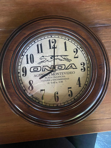 Reloj Estilo Antiguo Onda Madera Y Vidrio Mide 35 Cm A Pila
