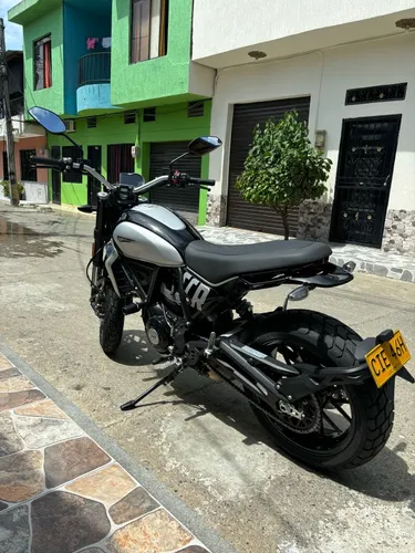 Ducati Scramber Icon 800 Modelo 2024 Matrículada En Sabaneta