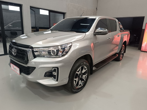 Toyota Hilux 2.8 SRX 4X4 CD 16V DIESEL 4P AUTOMÁTICO