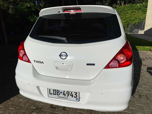 Nissan Tiida 2013 1.8 Special Edition Mt