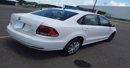 Imagen 4 de 15 de Volkswagen Vento 2020 1.6 Starline At