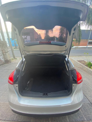 Ford Focus S 1.6