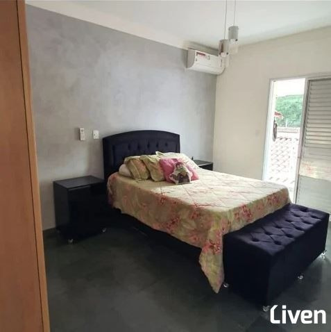 Imagem 9 de 18 de Linda Casa Com 5 Dormitórios, 2 Suítes, Área Gourmet, Piscina E 5 Vagas No Jd. Esplanada Ii - 9189