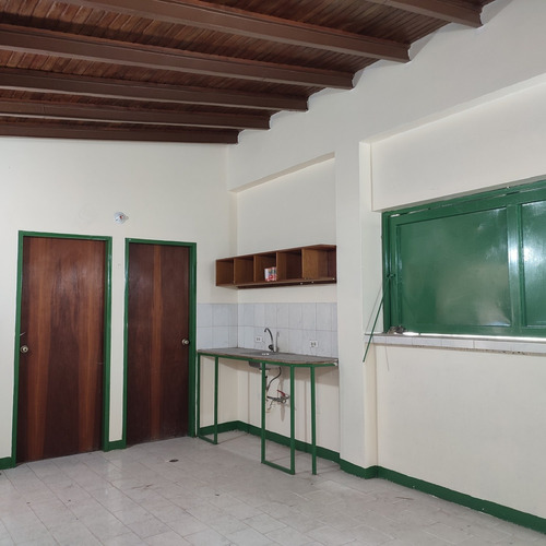 Imagen 11 de 12 de Jorge Sayegh Vende Local En Residencias Pascal.