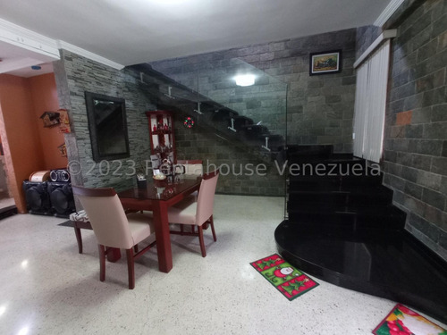 Townhouse En Venta En Urbanizacion El Limon Lmc Mls #25-14409