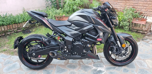 Suzuki Gsx S 750
