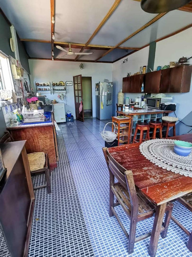 Casa Quinta Con Anexo Tipo Rústico Colonial En Playa Grande