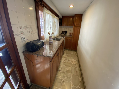 Venta Casa 4 Ambientes Bernal