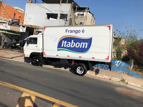 Imagem 2 de 4 de Volkswagen 8-150
