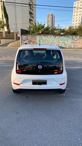 Imagem 4 de 6 de Volkswagen Up! 2018 1.0 Tsi Move 5p