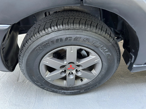 Mitsubishi Pajero Full 3.2 GLS 4X4 16V TURBO INTERCOOLER DIESEL 4P AUTOMÁTICO