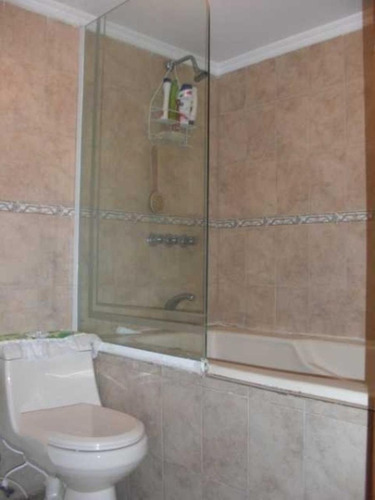 Imagen 9 de 11 de Se Vende Cómodo Apartamento En Maracaibo