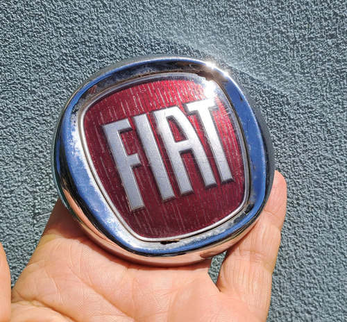 Insignia Fiat Usada