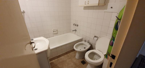 Imagen 10 de 16 de Ph De 3 Ambientes Con Patio Y Cochera-en Venta